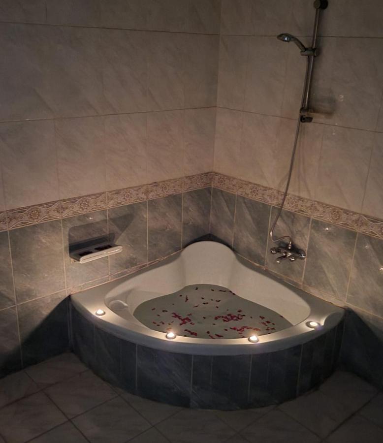 Hk Pyramids Guest House القاهرة المظهر الخارجي الصورة
